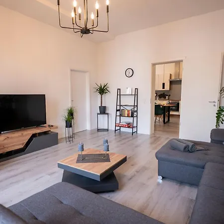 Loh9 - Im Citycenter - Parkplatz - Wlan - Aufzug Apartment *