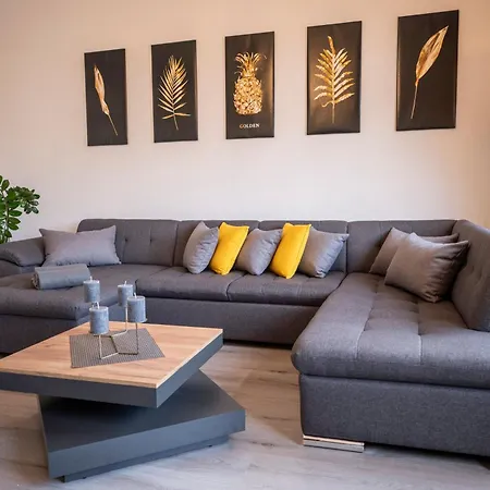 Apartment Loh9 - Im Citycenter - Parkplatz - Wlan - Aufzug *